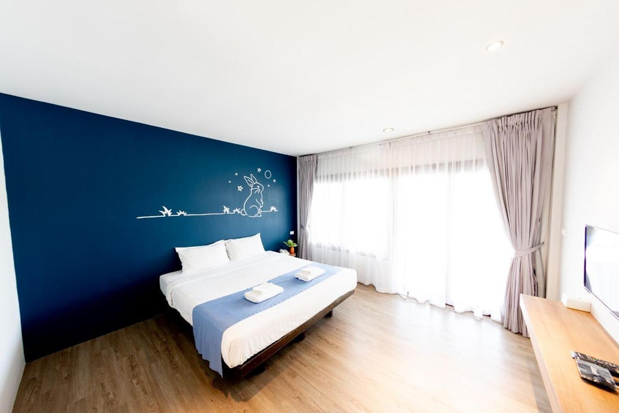 Kochira Hotel HHQ Buitenkant foto