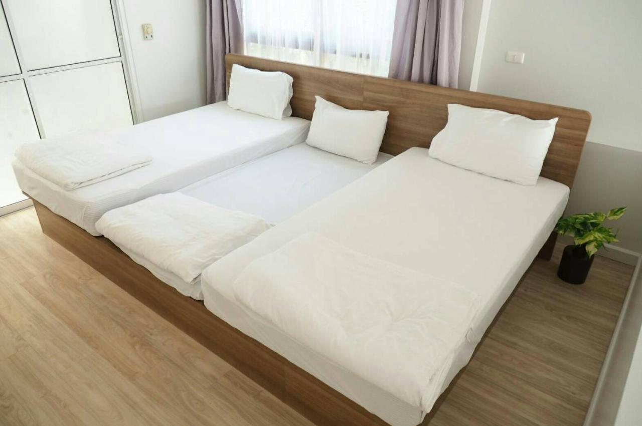 Kochira Hotel HHQ Buitenkant foto